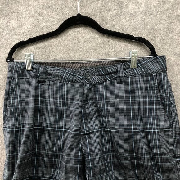 O'Neill Hybrid Shorts Mens 34 Gray Blue Plaid Flat Front 11'' Inseam Skate Tech - Picture 2 of 8